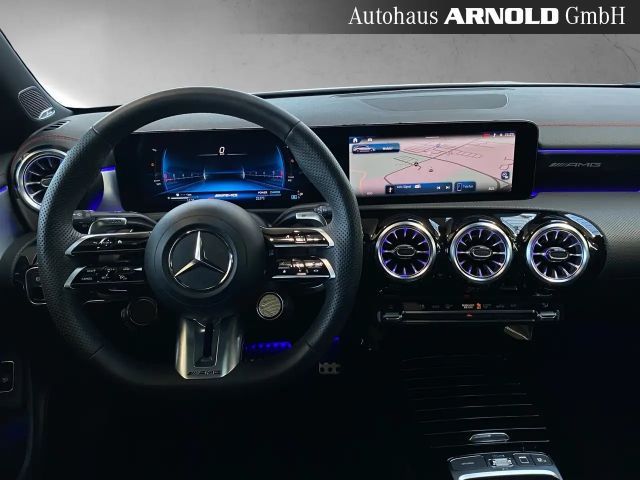 Mercedes-Benz CLA 35 AMG