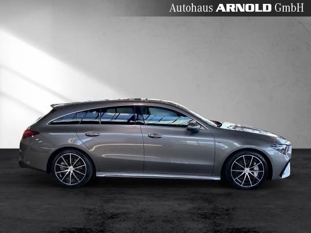 Mercedes-Benz CLA 35 AMG