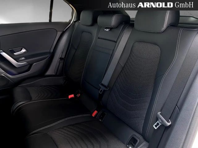 Mercedes-Benz A 220