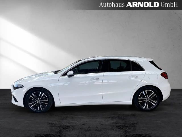 Mercedes-Benz A 220