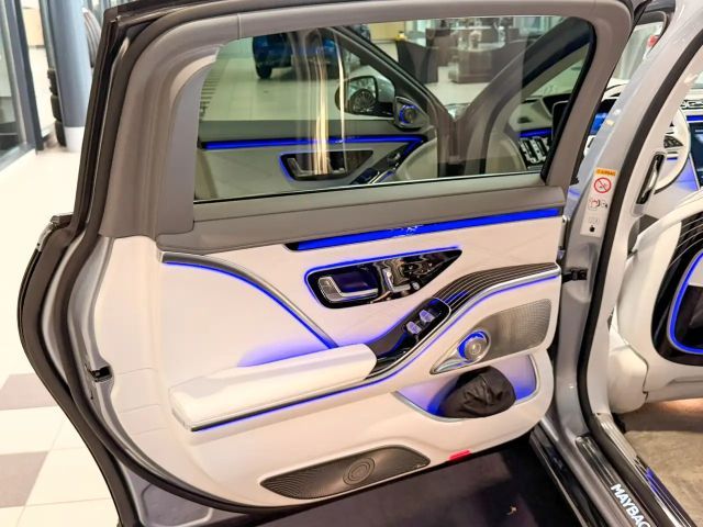Mercedes-Benz S 680