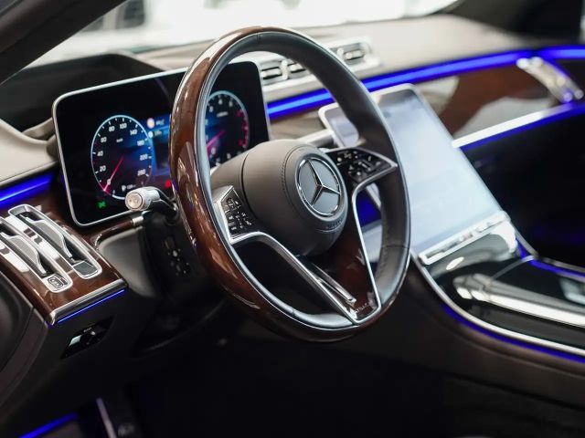 Mercedes-Benz S 680