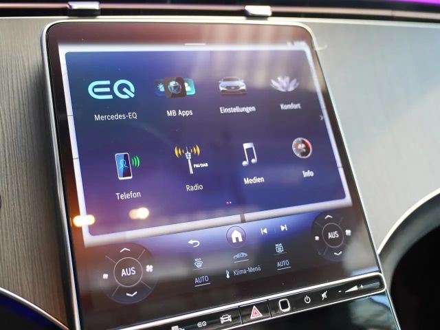 Mercedes-Benz EQE 500