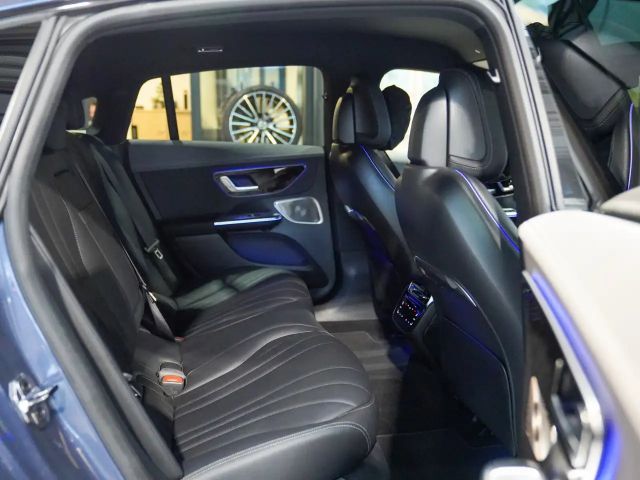 Mercedes-Benz EQE 300