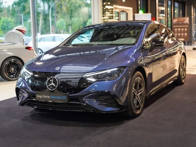 Mercedes-Benz EQE 300