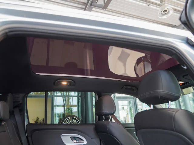 Mercedes-Benz GLB 250
