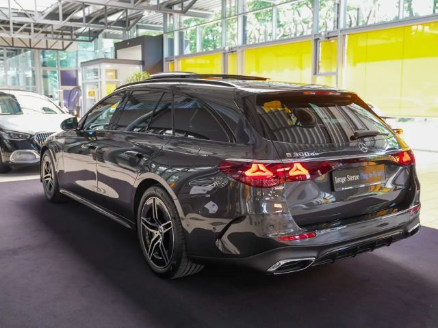 Mercedes-Benz E 300