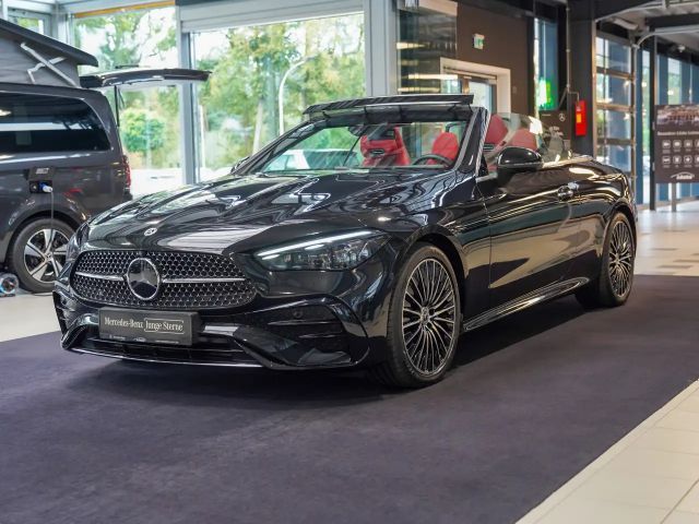 Mercedes-Benz CLE 200
