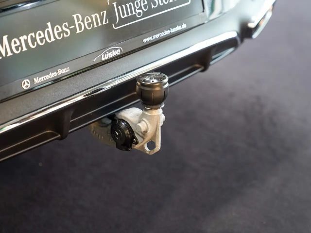 Mercedes-Benz CLE 200