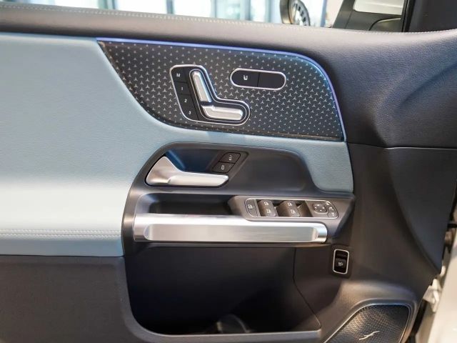 Mercedes-Benz EQB 350