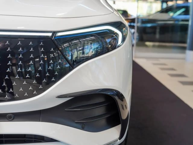 Mercedes-Benz EQB 350