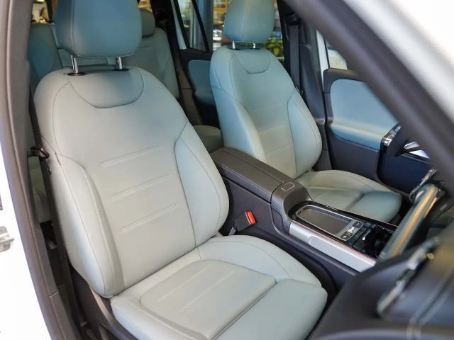 Mercedes-Benz EQB 350