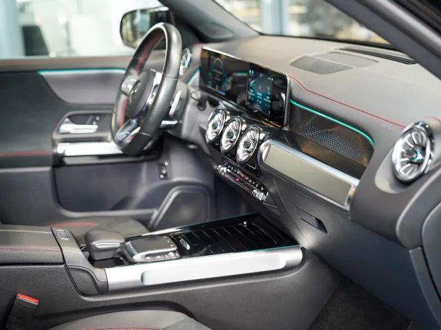 Mercedes-Benz EQB 250