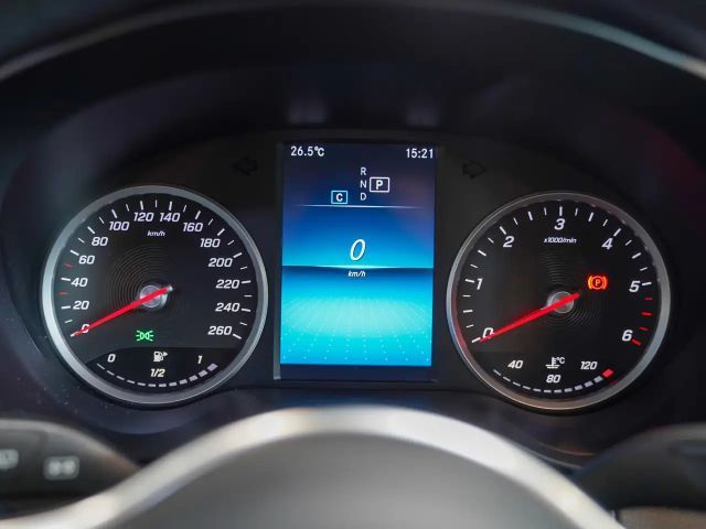 Mercedes-Benz GLC 220