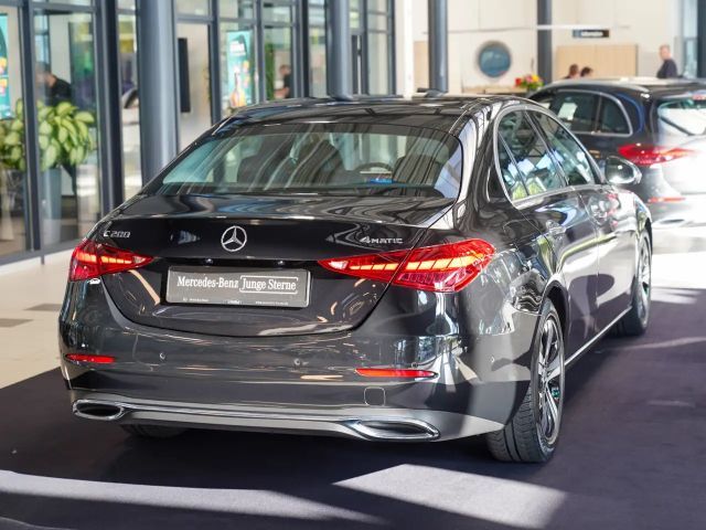 Mercedes-Benz C 200