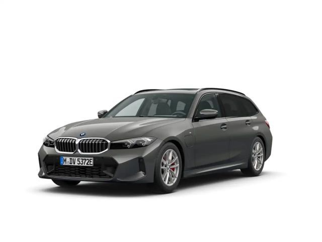 BMW 330 e xDrive Touring M Sport Pro LMR 19'' Park-Assiste 2026 Hybride / Benzine