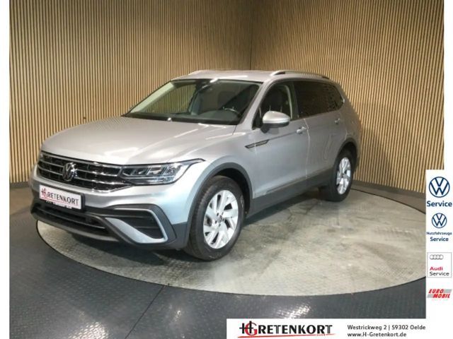 Volkswagen Tiguan Allspace 2.0 TDI DSG Life AHK 7. Sitzer N 2022 Diesel