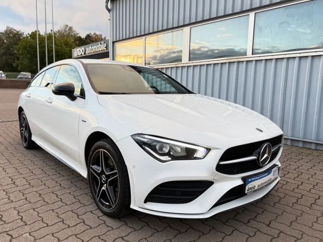 Mercedes-Benz CLA 250 CLA 250 e SB Edition 2021 AMG-Line*KAMERA*NIGHT* 2022 Hybride / Benzine