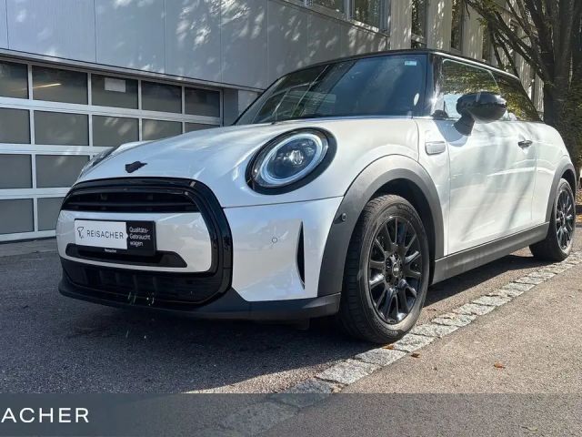 MINI Cooper Navi,Sportsitze,Automatik,LED,Parkassis. 2023 Benzine