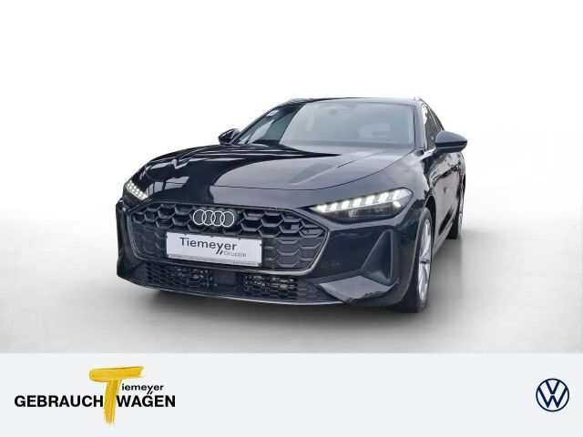 Audi A5 TFSI Q AHK SPORTSITZE LM18 2025 Benzine