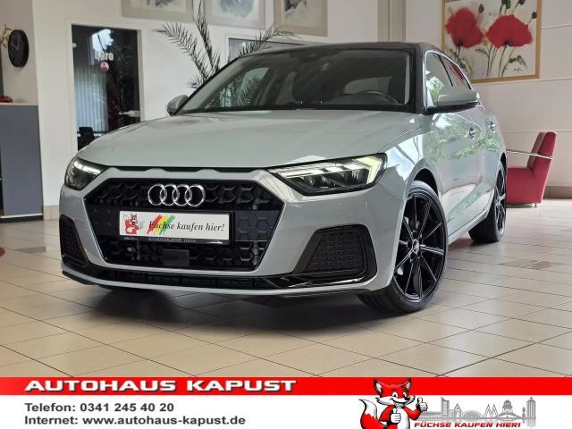 Audi A1 Audi A1 Sportback S-tronic/LED/Shz/2-Z Klimaaut. 2022 Benzine
