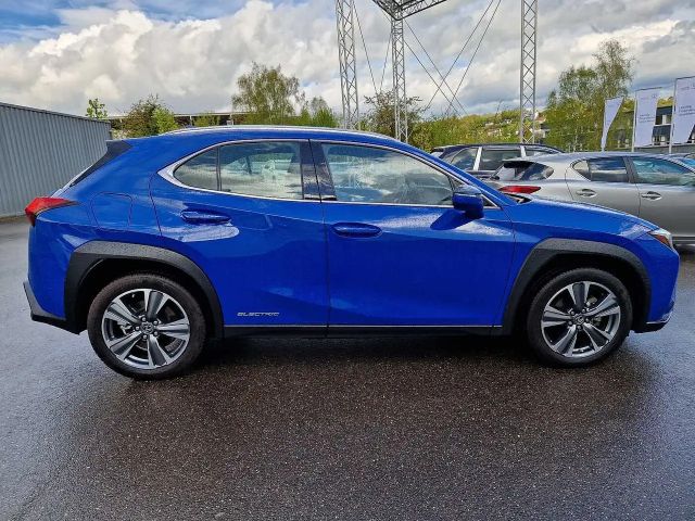 Lexus UX 300e