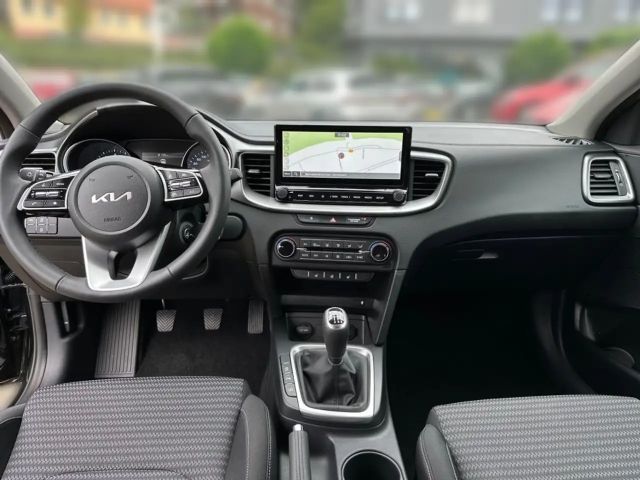 Kia Ceed / cee'd