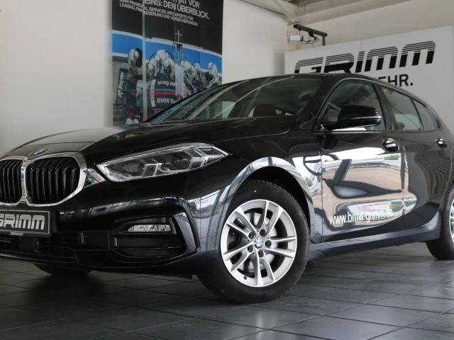 BMW 118 2022 Benzine