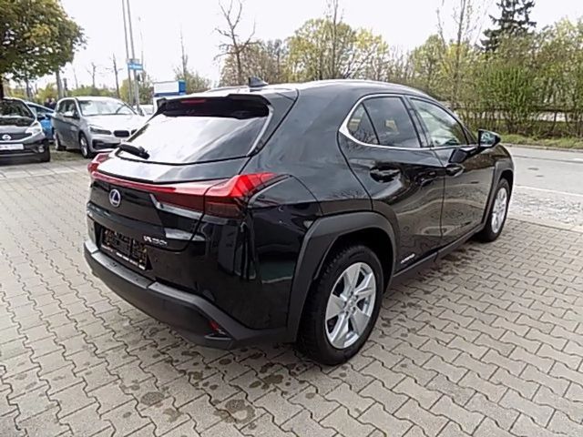 Lexus UX 250h