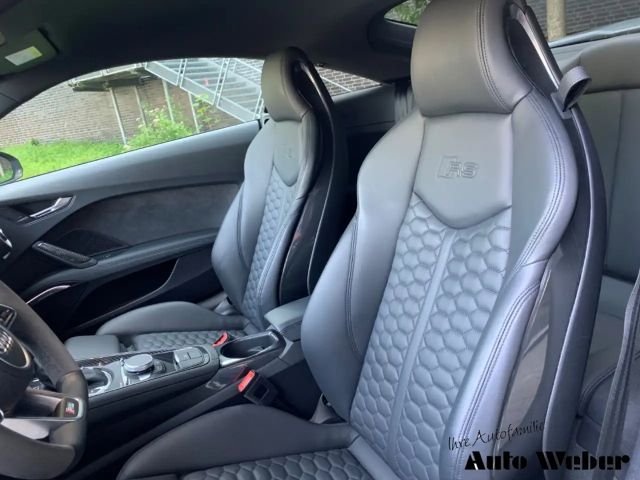 Audi TT RS