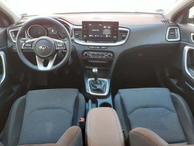 Kia Ceed / cee'd